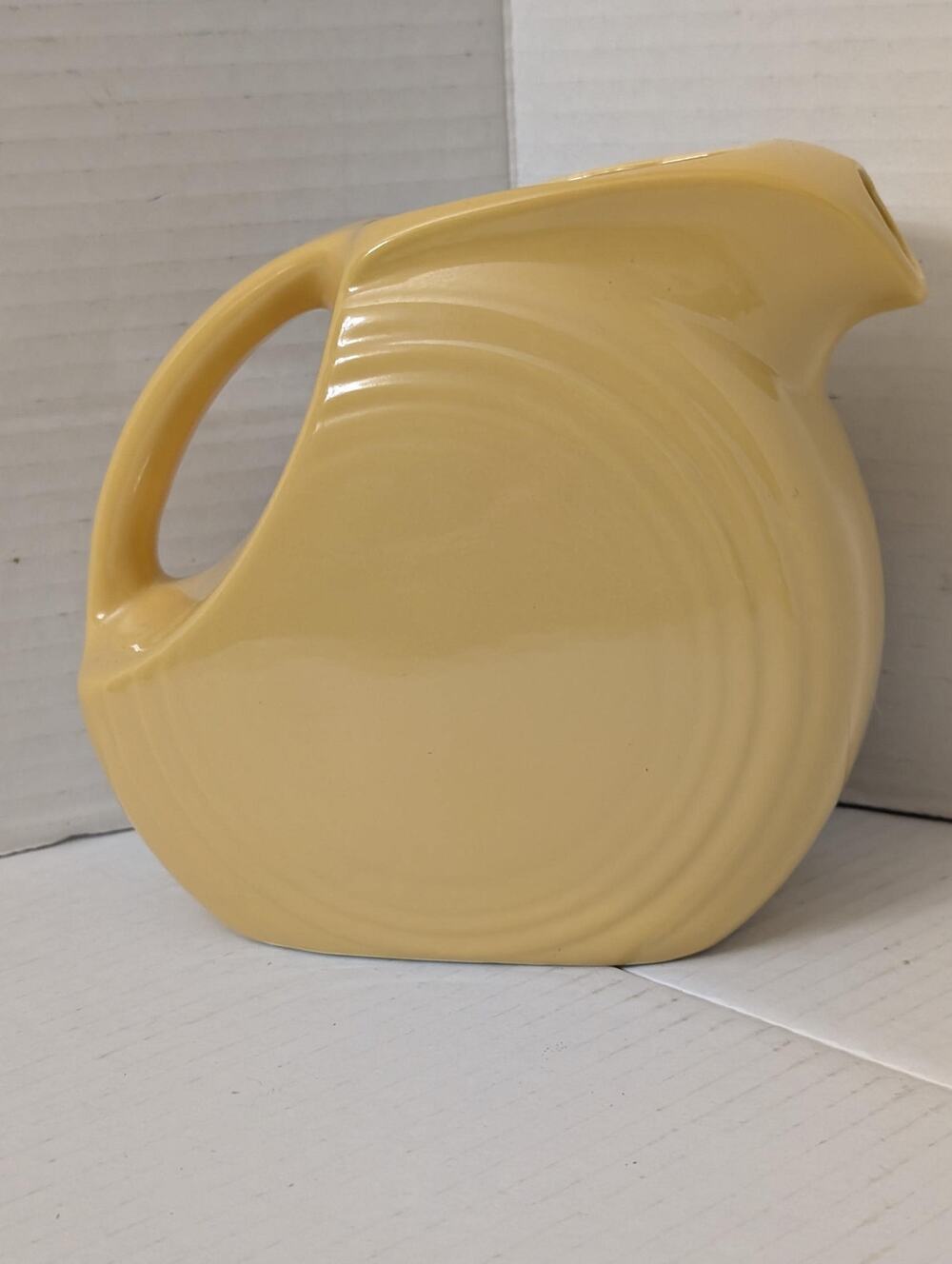 Fiesta Yellow Disc Water Pitcher Homer Laughlin USA Vintage Glaze Pottery